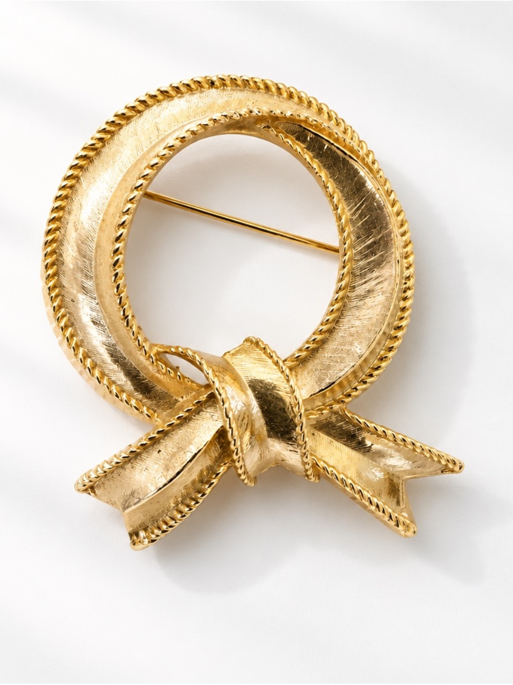 Vintage Kenneth Jay Lane KJL Signed Gold Wreath Bow Brooch Pin